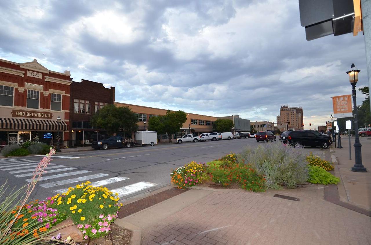 Hotel Glo Western Ok Downtown - Convention Center Enid