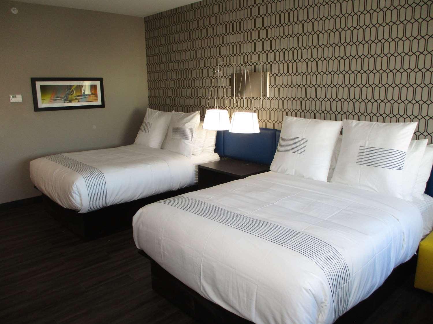 Hotel Glo Western Ok Downtown - Convention Center 3*
